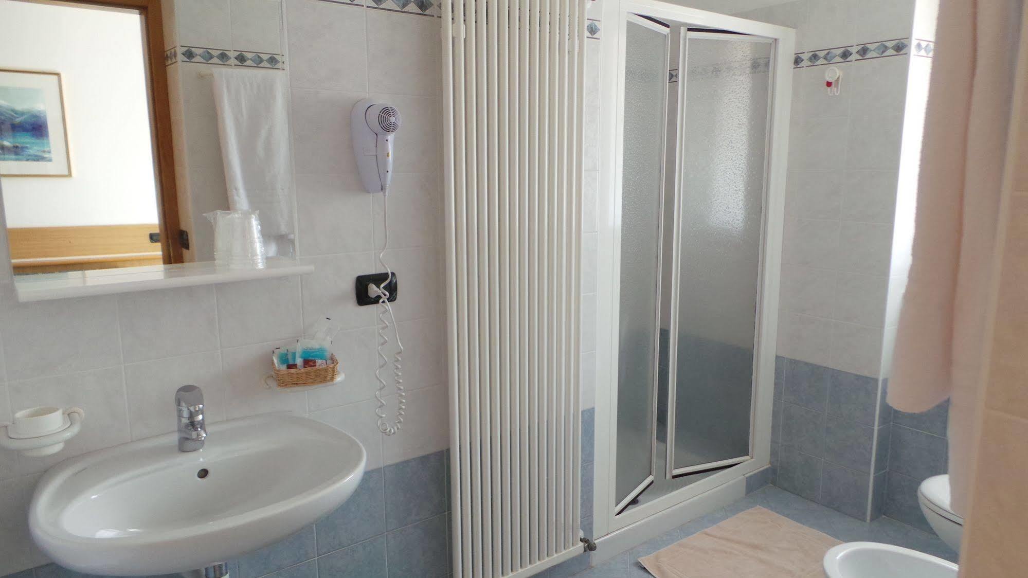 פרדאצו Albergo Antico מראה חיצוני תמונה